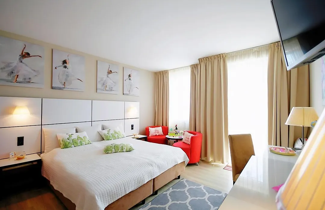 Apartment prywatny w Hotelu Diwa w strefie kurortowej z klimatyzacja i Parkingiem wcentrum Kolobrzegu-1